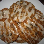iced-oatmeal-applesauce-cookies