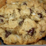 coconut-oatmeal-chocolate-chip-cookies