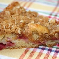strawberry-rhubarb-crumb-cake