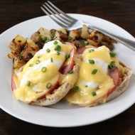 eggs-benedict