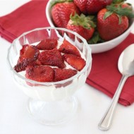 roasted-strawberries-with-greek-yogurt