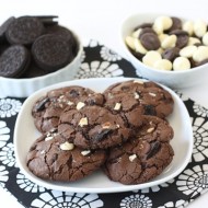 triple-chocolate-Oreo-chunk-cookies7