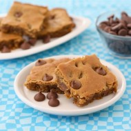peanut-butter-chocolate-chip-blondies