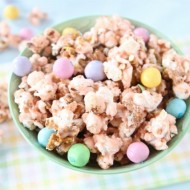 Salted-Caramel-Easter-Popcorn1