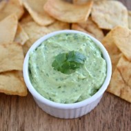 creamy-avocado-yogurt-dip2