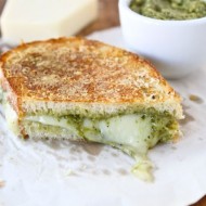 parmesan-crusted-pesto-grilled-cheese3