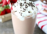 Strawberry Nutella Milkshake | Two Peas and Their Pod
