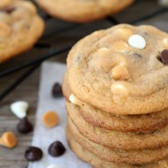 Butterscotch Pudding Triple Chip Cookies | Two Peas and Their Pod (www.twopeasandtheirpod.com)