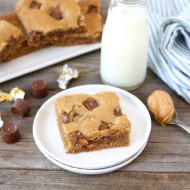 Peanut Butter Rolo Blondies | www.twopeasandtheirpod.com | Two Peas and Their Pod #recipe