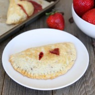 strawberry-dark-chocolate-hand-pies1