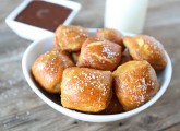 Peanut-Butter-Filled-Pretzel-Bites-4