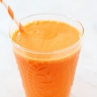 Carrot-Pineapple-Orange-Juice-4
