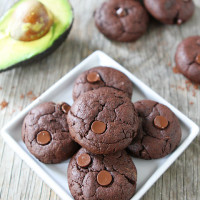 Vegan-Chocolate-Avocado-Cookies-3