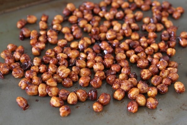 Honey Cinnamon Roasted Chickpeas | Roasted Chickpea Recipe