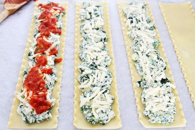 How to Make Spinach Artichoke Lasagna Roll Ups 