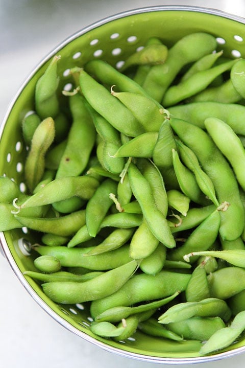 Edamame-Basil-Hummus-1