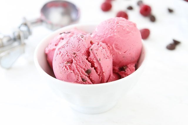 Raspberry Dark Chocolate Frozen Yogurt on twopeasandtheirpod.com A super simple recipe!