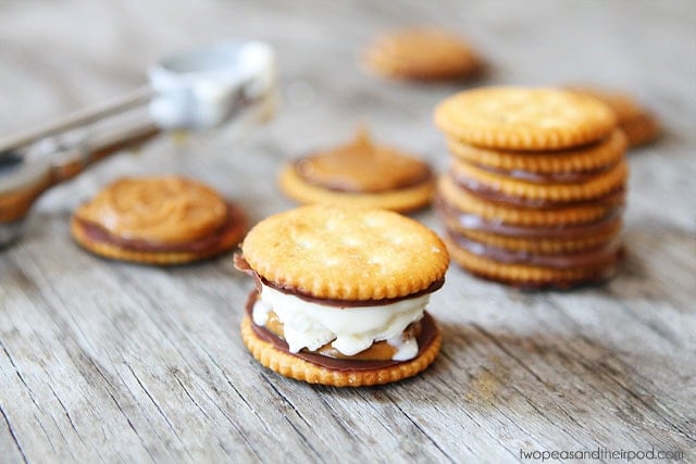 Ritz Cracker Chocolate Peanut Butter Ice Cream Sandwiches on twopeasandtheirpod.com Kids and adults love this easy recipe!