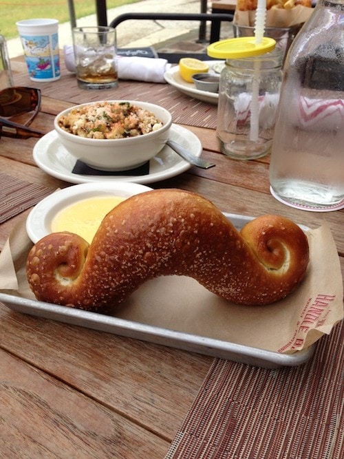 handle-bar-pretzel