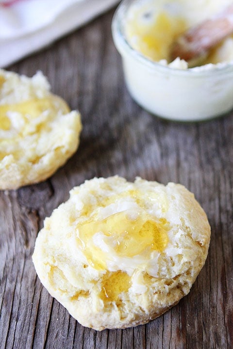 Greek-Yogurt-Biscuits-3