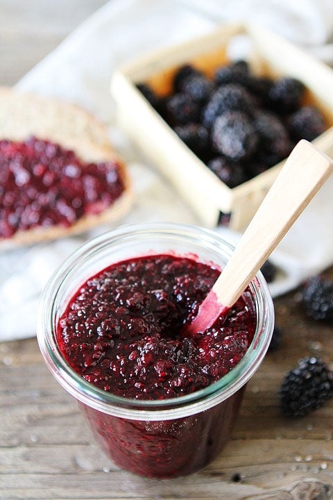 Blackberry Chia Seed Jam Recipe on twopeasandtheirpod.com Love this 20 minute jam recipe! 