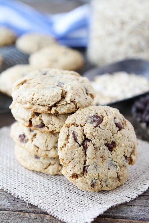 Whole Wheat Toasted Oatmeal Chocolate Chip Cookies Recipe on twopeasandtheirpod.com. Love these healthy chocolate chip cookies!