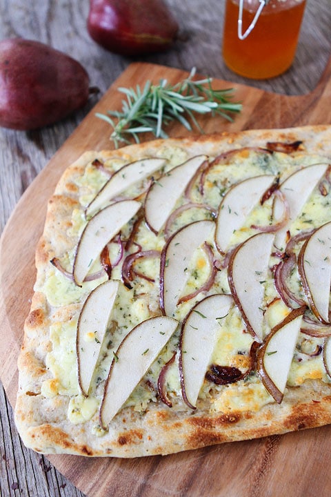 Pear and Blue Cheese Flatbread Recipe on twopeasandtheirpod.com. #appetizer #vegetarian
