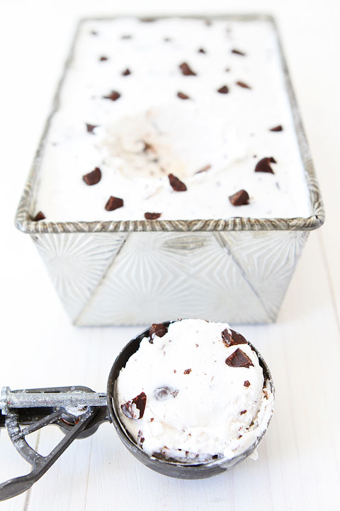 Vegan Coconut Chocolate Chunk Ice Cream Recipe on twopeasandtheirpod.com Love this easy ice cream recipe! #icecream #vegan