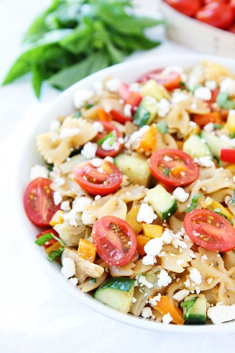 Easy Summer Pasta Salad with veggies and feta cheese. 