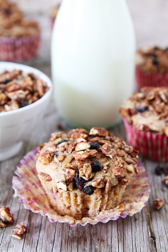 Mixed Berry Granola Muffins Recipe on twopeasandtheirpod.com Love this easy and healthy muffin recipe! #backtoschool