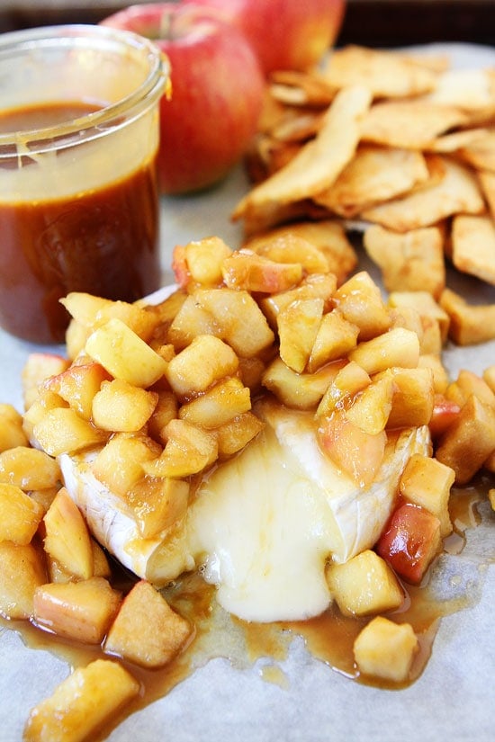 Baked-Brie-with-Apples-and-Salted-Caramel-7