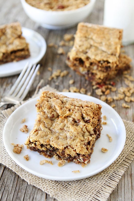 Granola Cake Recipe on twopeasandtheirpod.com LOVE this simple cake recipe! Granola Cake Recipe on twopeasandtheirpod.com