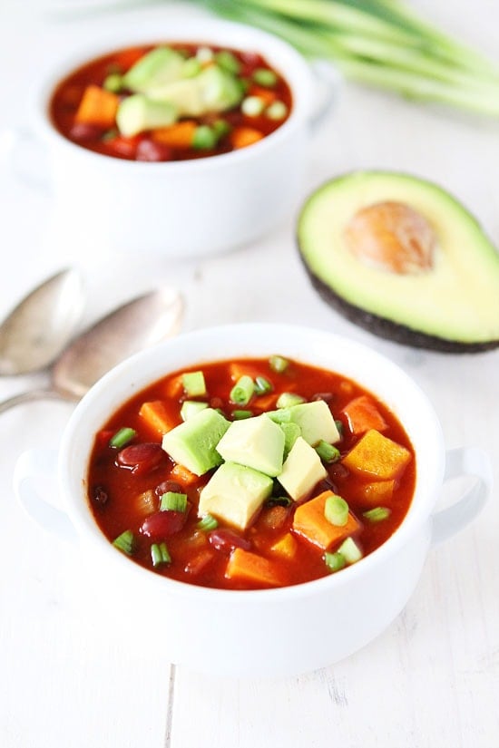 Slow Cooker Vegan Sweet Potato Chili Recipe