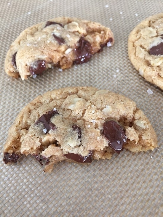 Hele Hvete Havregryn Chocolate Chip Cookies 