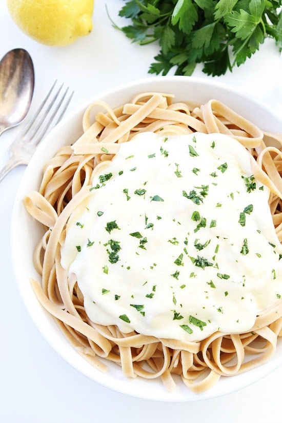 Fettuccine Alfredo {4 Ingredients!}