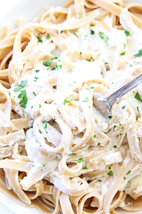 Fettuccine Alfredo {4 Ingredients!} Two Peas & Their Pod