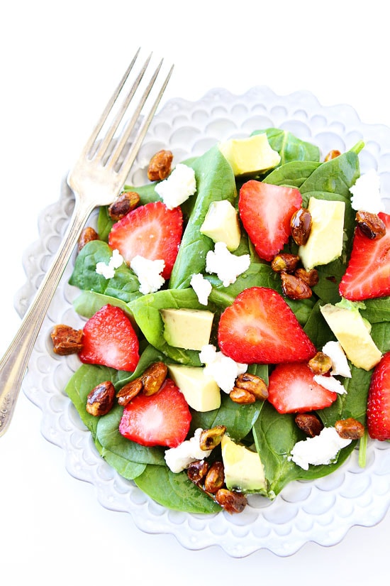 Strawberry-Spinach-Salad-with-Avocado,-Goat-Cheese,-and-Candied-Pistachios-8