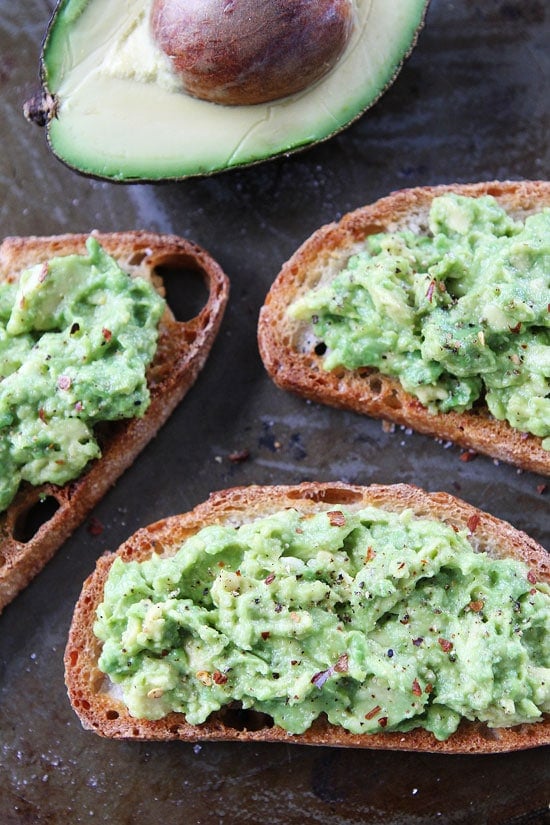 How to make Avocado Toast with garlic bread