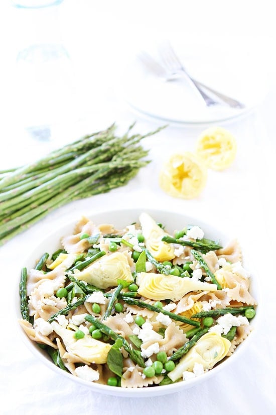 Spring Pasta Salad Recipe on twopeasandtheirpod.com Love this healthy pasta salad recipe! Spring Pasta Salad Recipe