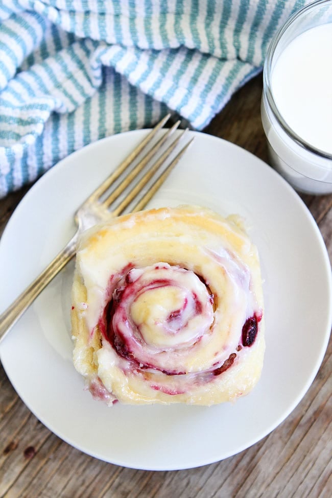 Raspberry Sweet Rolls with Cream Cheese Icing - Sally's Baking