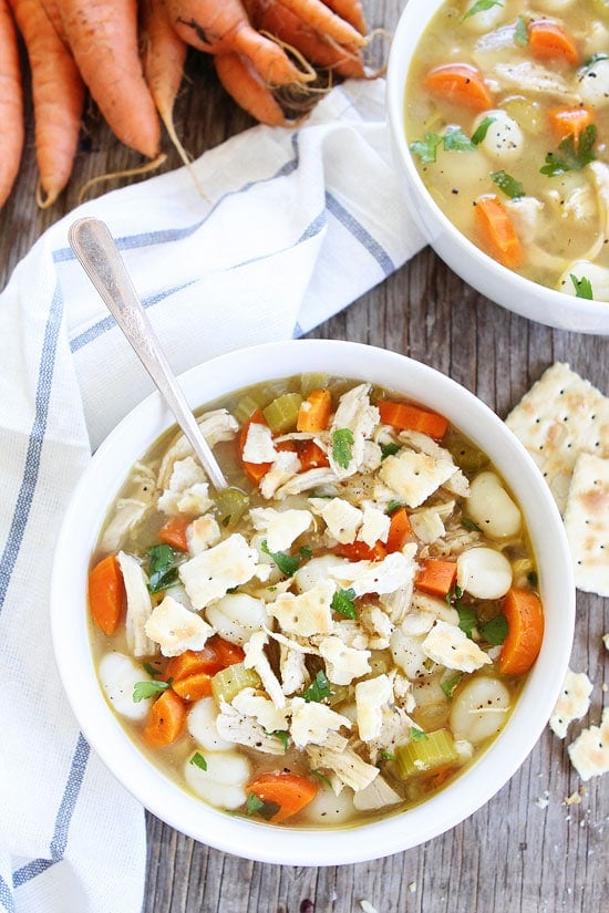 https://www.twopeasandtheirpod.com/wp-content/uploads/2015/09/Chicken-Gnocchi-Soup-3.jpg