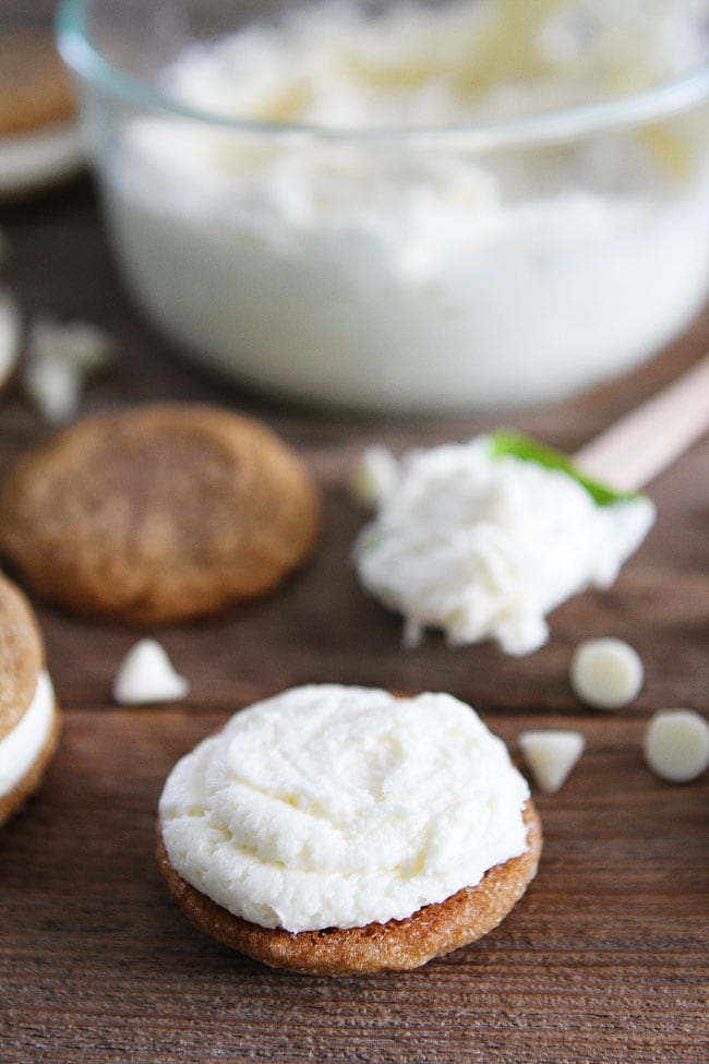 Gingersnap Sandwich Cookies with White Chocolate Filling Recipe