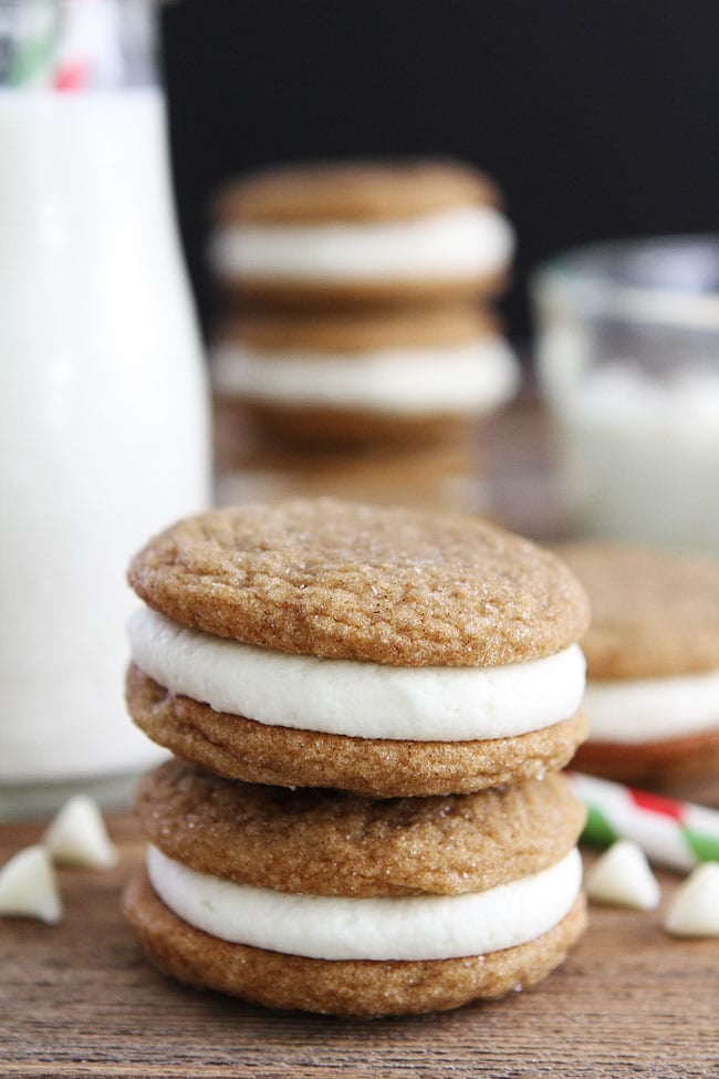 Gingersnap-Sandwich-Cookies-with-White-Chocolate-Filling-9