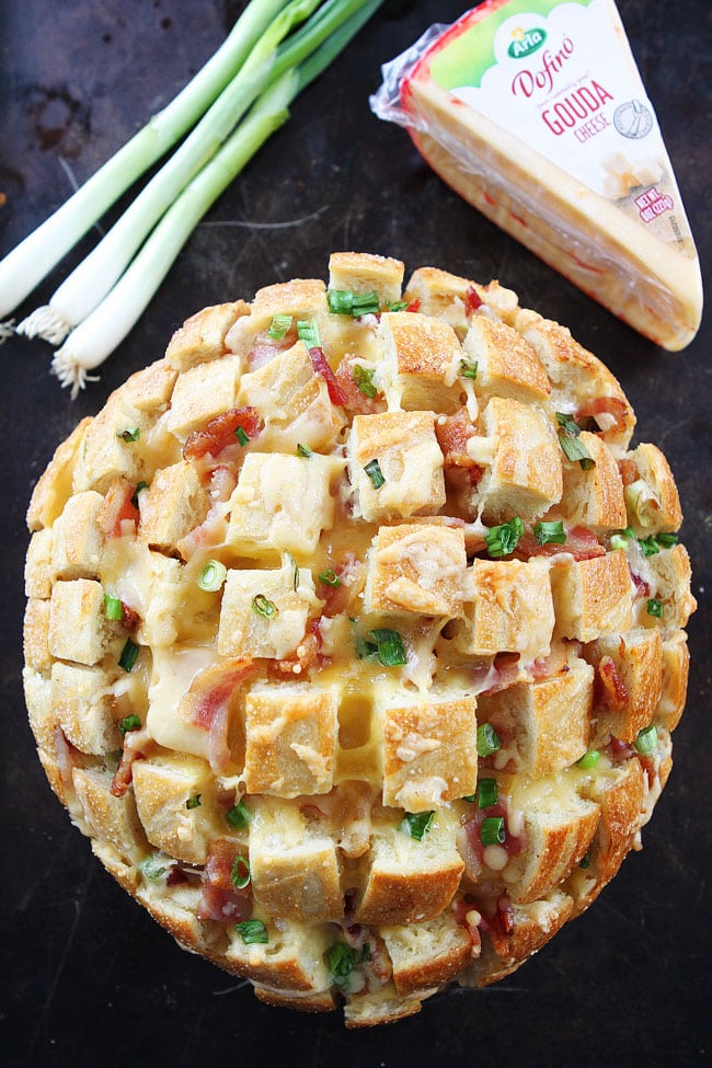 Cheesy Bacon Pull-Apart Bread Recipe