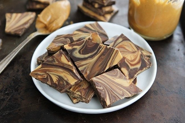 Dark Chocolate Peanut Butter Bark (Low Sugar) - Skinnytaste