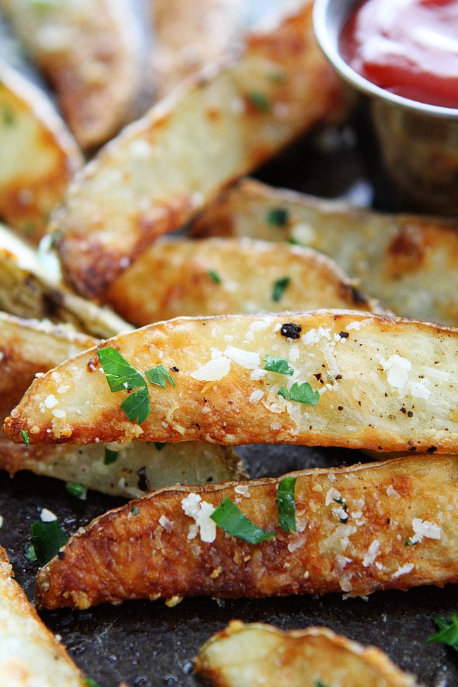 Baked Potato Wedges with garlic and parmesan