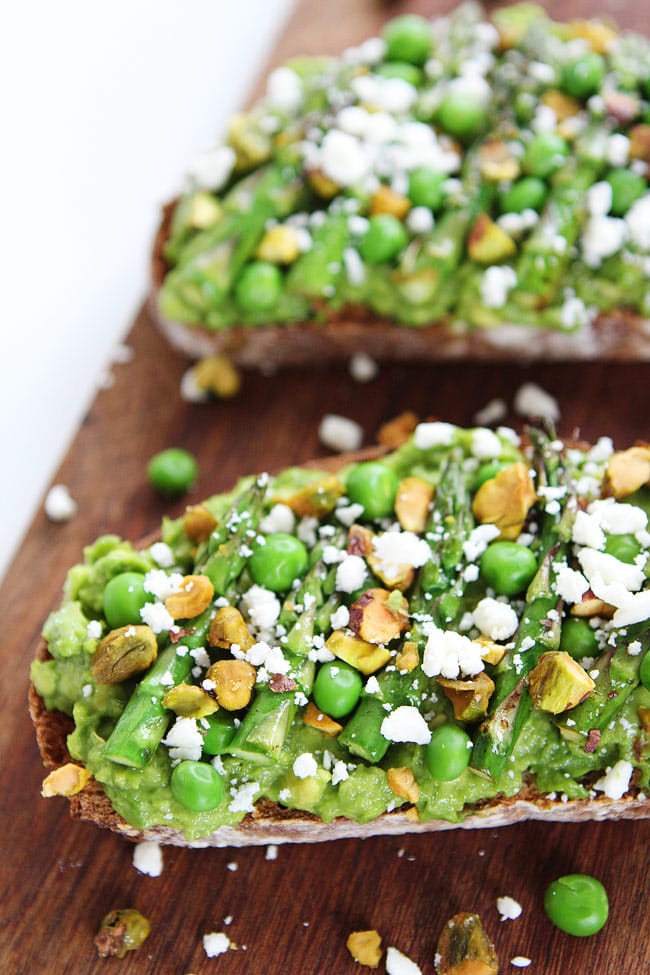 Avocado Asparagus Toast Recipe