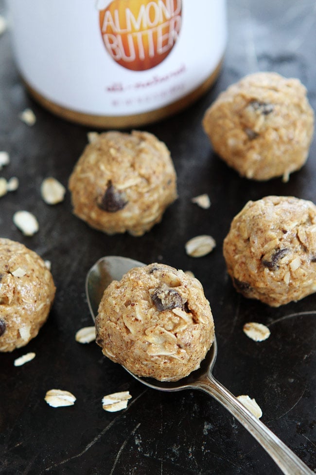 Almond Butter Oat Balls Recipe 