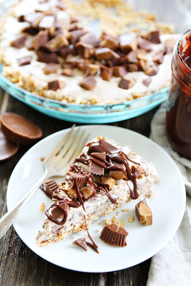 Peanut Butter Pretzel Ice Cream Pie Recipe 