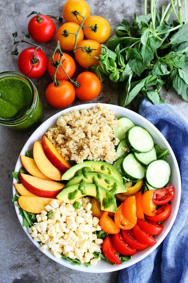 Easy Quinoa Salad Lunch Bowls 